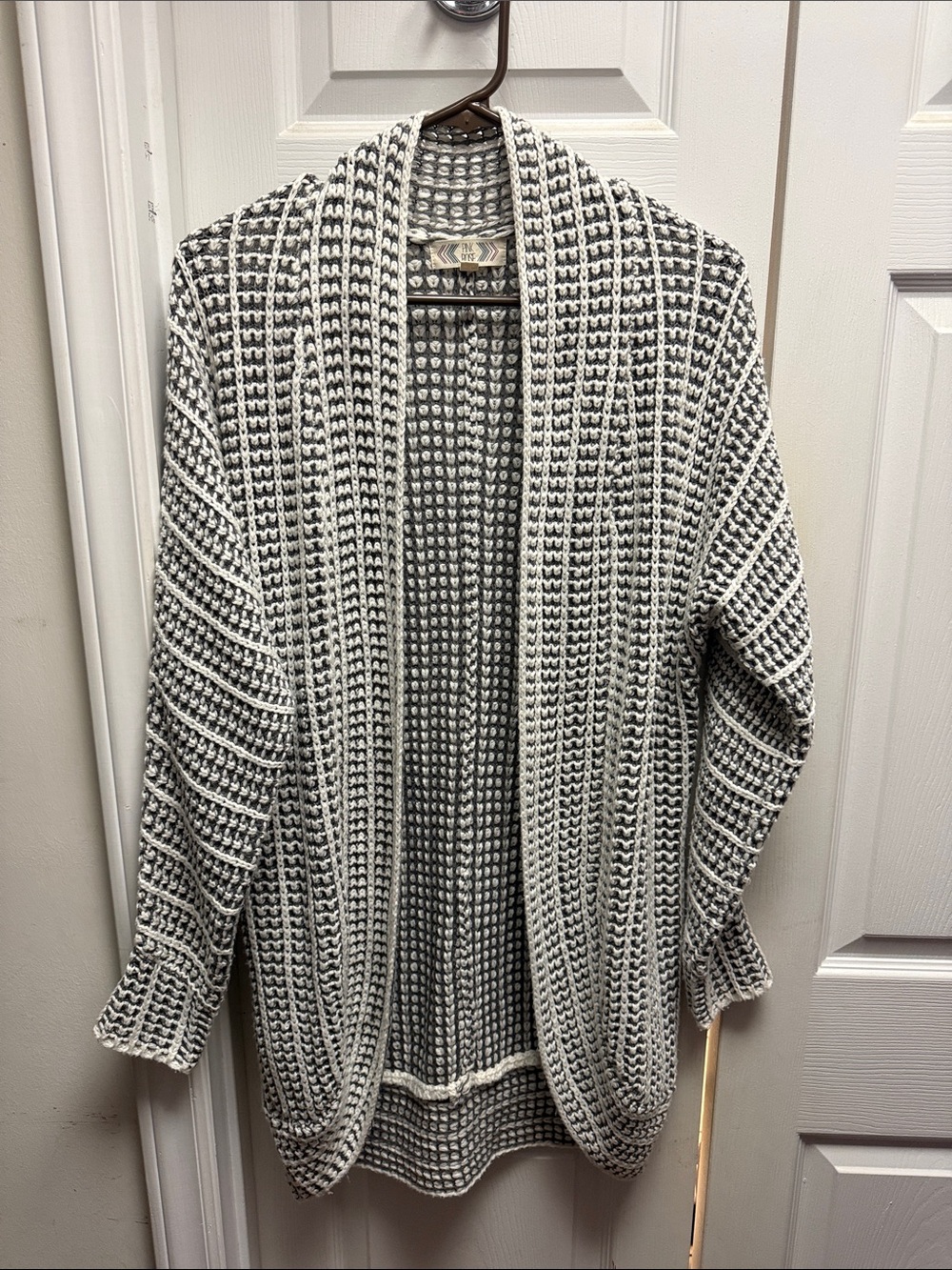 Pink Rose Black & White Textured Open-Front Cardigan